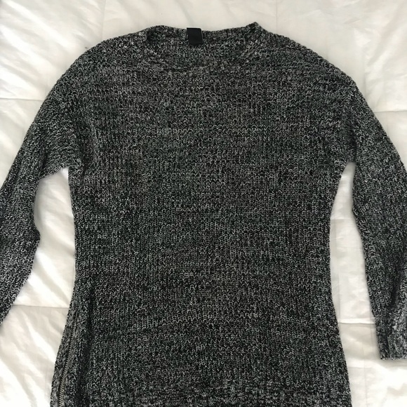 GAP Sweaters - Long Tunic Sweater...Good condition
